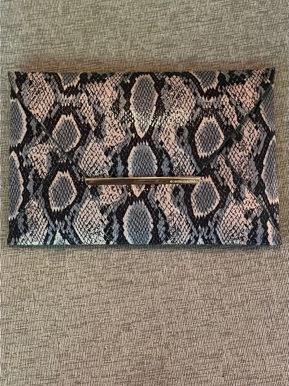 BCBG Maxazria faux snakeskin clutch bag purse with dust bag NWT